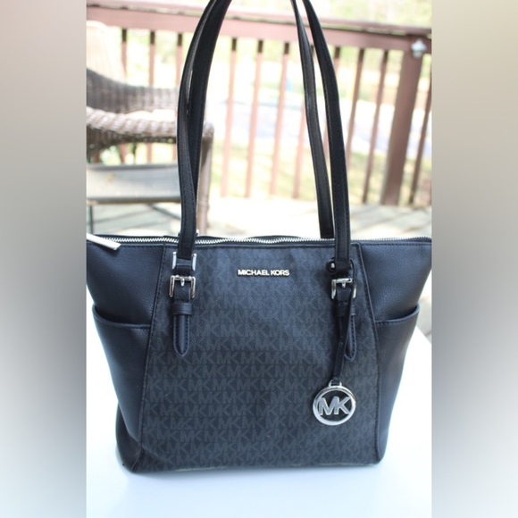 Michael Kors Charlotte logo tote bag - Picture 9 of 14